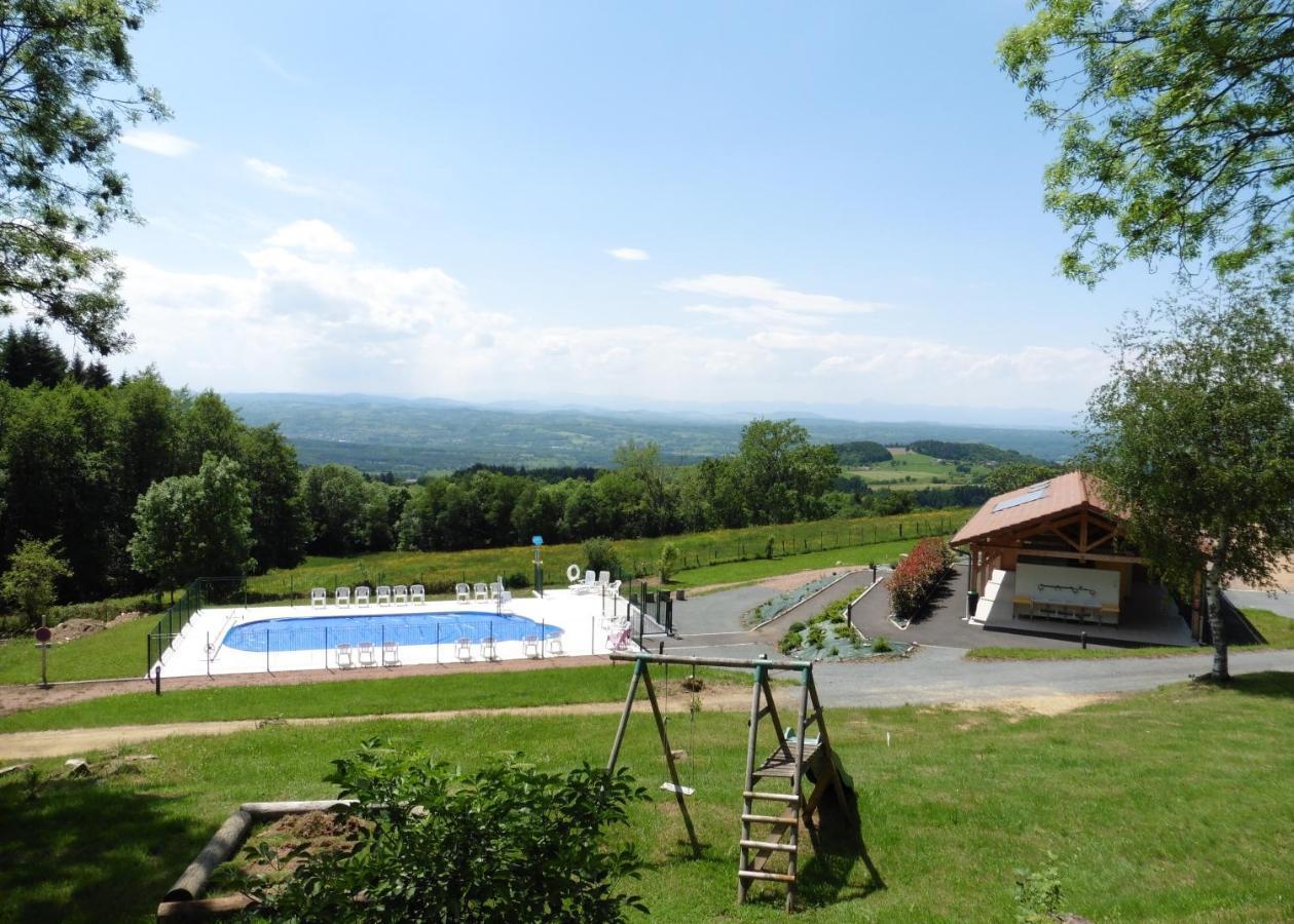 Camping Le Montbartoux Vollore-Ville Exterior photo