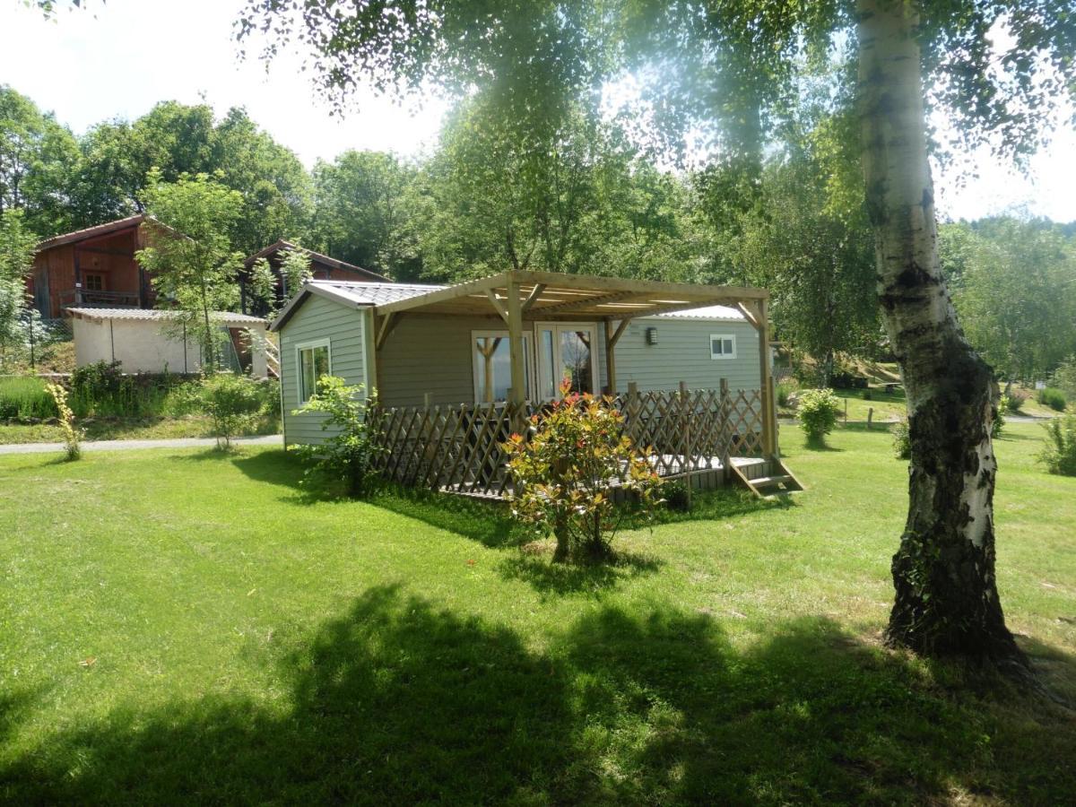 Camping Le Montbartoux Vollore-Ville Exterior photo