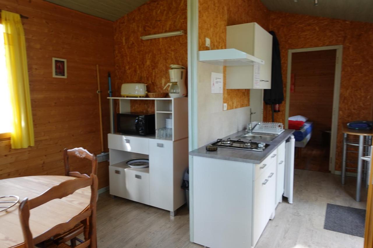 Camping Le Montbartoux Vollore-Ville Exterior photo